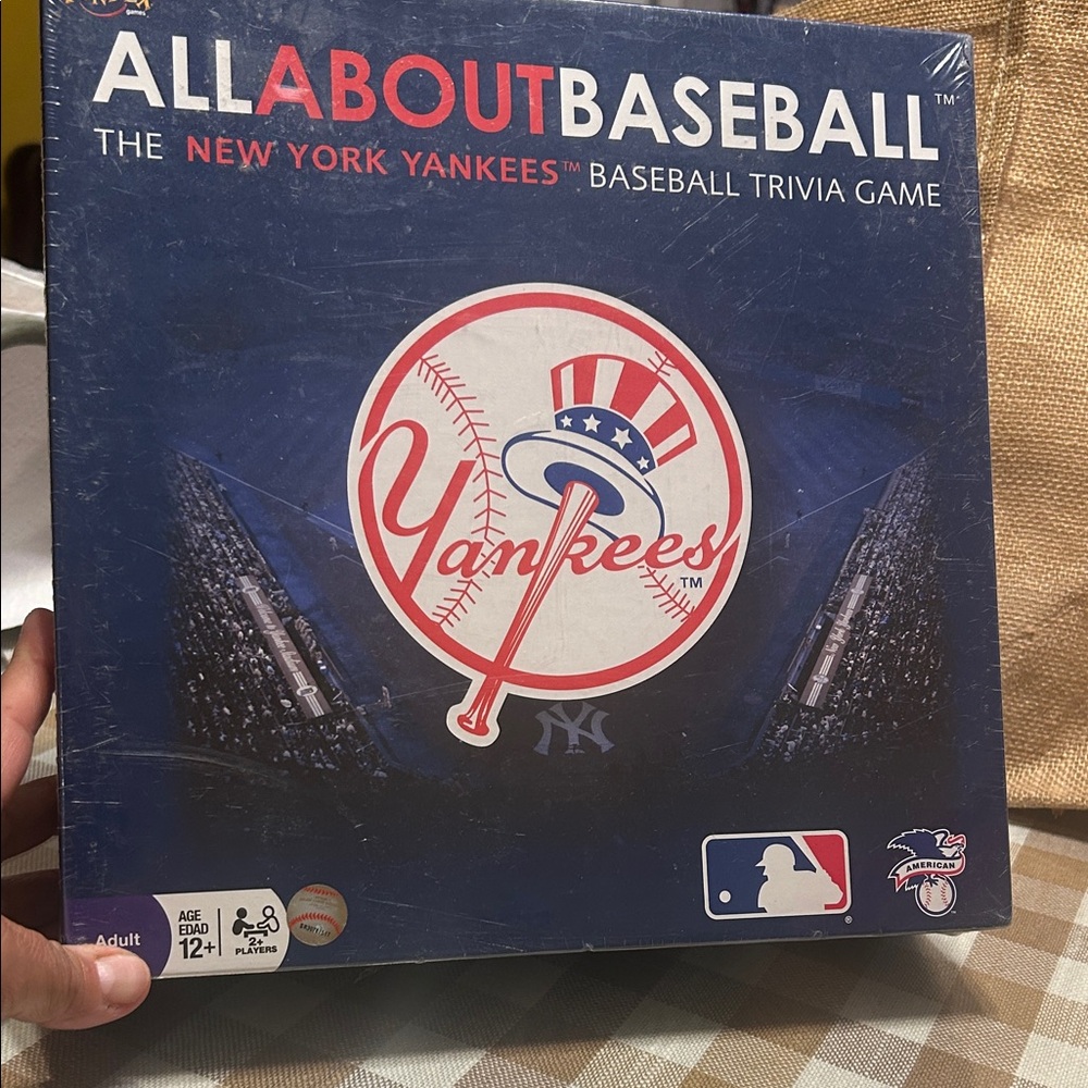 NWT Yankee MLB Baseball Trivia Game  2009 edition